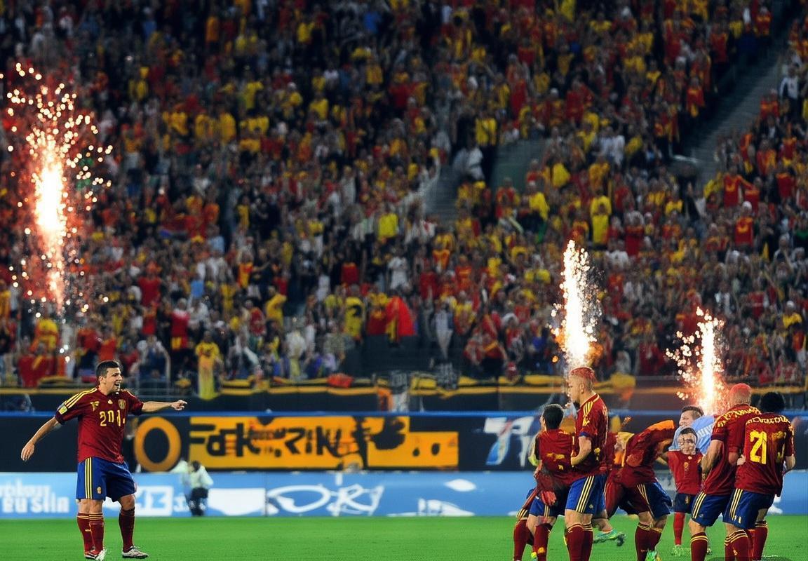 2010世界杯决赛：西班牙加时金球夺冠，